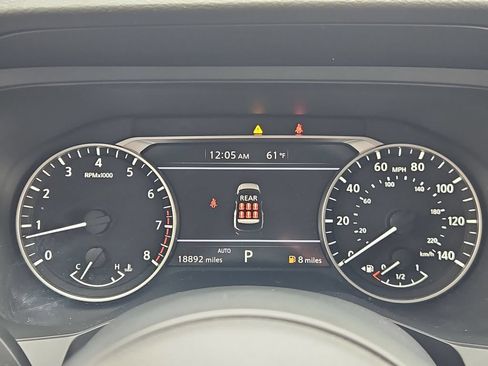 Used 2025 Nissan Pathfinder S AWD/4WD image 21