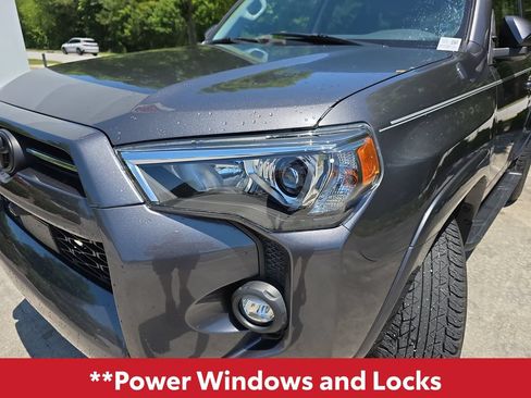 Used 2022 Toyota 4Runner SR5 Premium w/ Moonroof Package RWD image 12