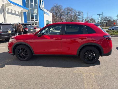 Used 2023 Honda HR-V Sport image 6