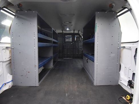 Used 2012 Ford E-350 and Econoline 350 Super Duty RWD image 23