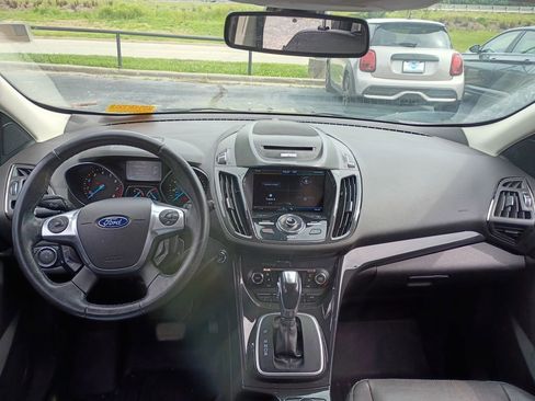 Used 2014 Ford Escape Titanium AWD/4WD image 9