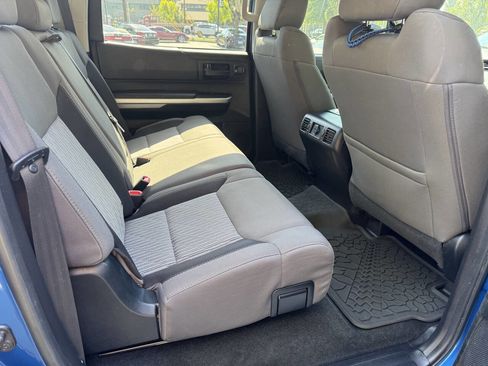 Used 2017 Toyota Tundra SR5 image 13