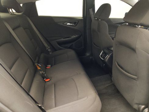 Used 2020 Chevrolet Malibu LT FWD image 19