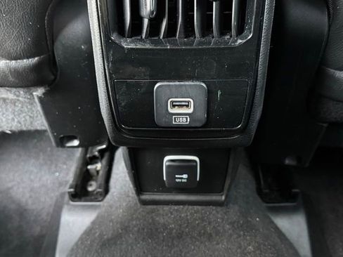 Used 2023 Jeep Compass Limited w/ Mopar Graphics Package image 20