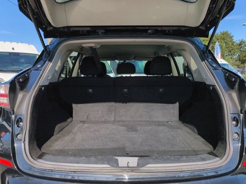 Used 2018 Nissan Murano SV AWD/4WD image 13