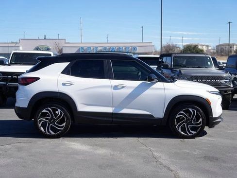 Used 2024 Chevrolet TrailBlazer RS w/ Driver Confidence Package image 5