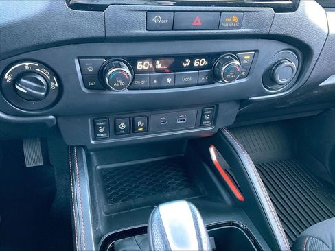 Used 2023 Nissan Frontier PRO-4X w/ Pro Convenience Package image 24