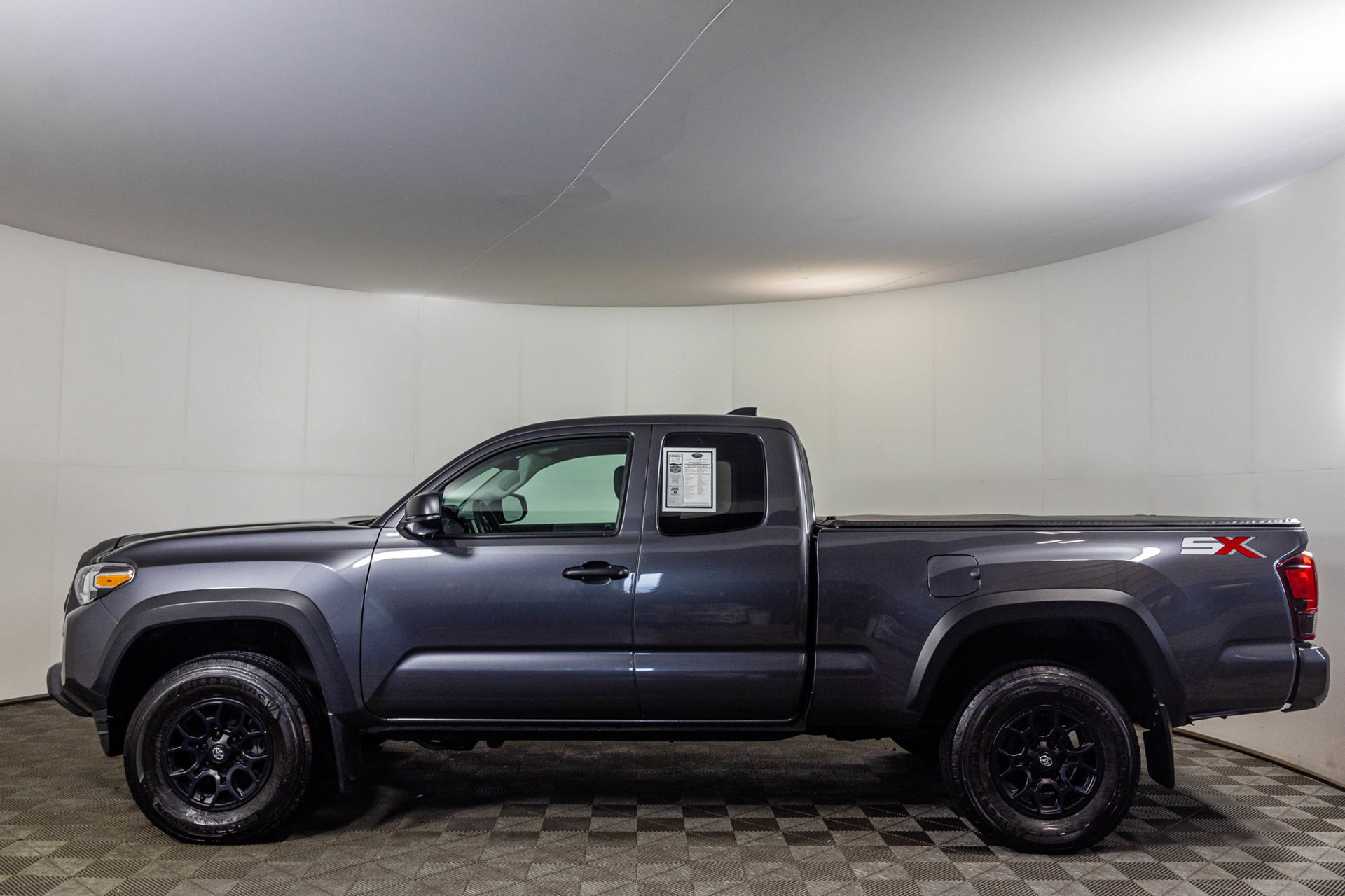 Used 2022 Toyota Tacoma SR w/ SX Package AWD/4WD image 17