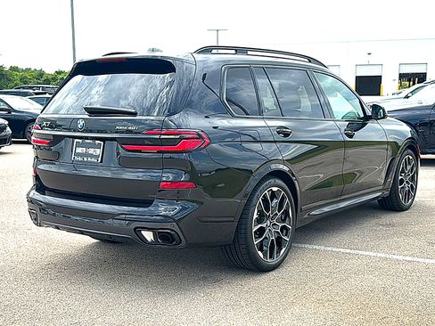 New 2027 BMW X7 xDrive40i w/ Executive Package AWD/4WD image 8