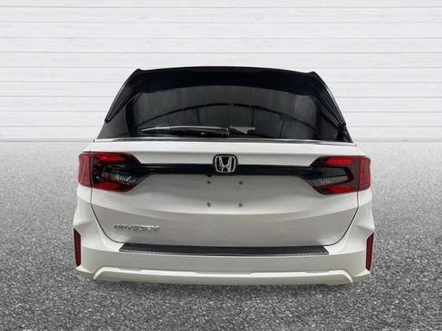 New 2026 Honda Odyssey EX-L image 4
