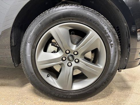 Used 2025 Land Rover Range Rover Velar Dynamic SE image 11