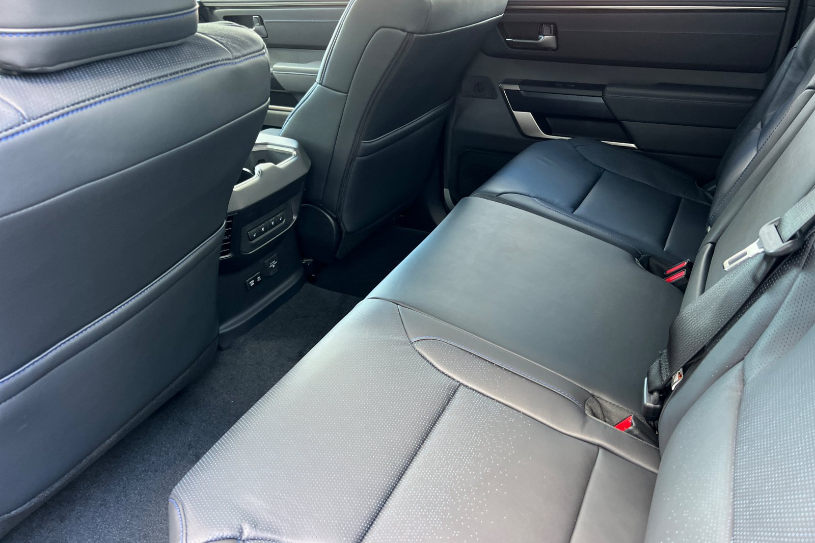New 2026 Toyota Tundra Platinum w/ Tow Tech Package AWD/4WD image 13