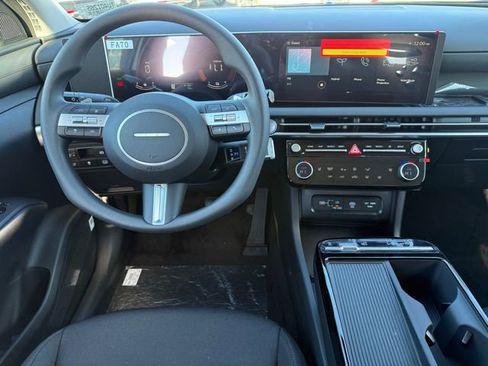 New 2026 Hyundai Tucson SEL image 3