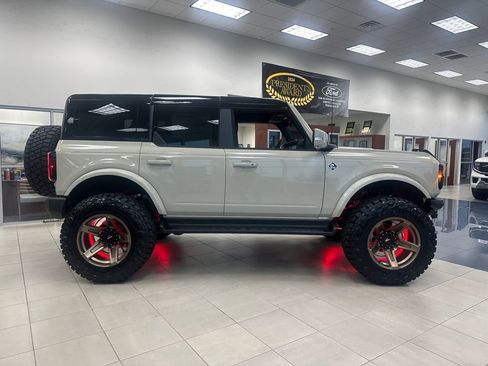 New 2025 Ford Bronco Outer Banks image 20