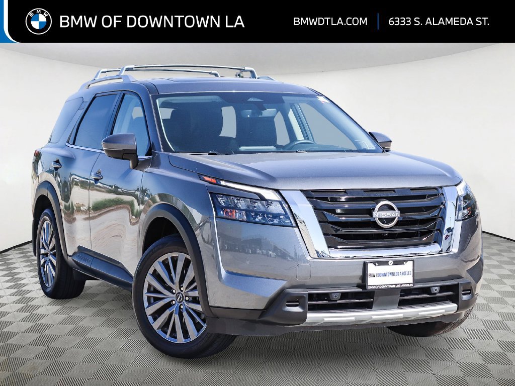 Used 2025 Nissan Pathfinder SL w/ SL Premium Package FWD image 1