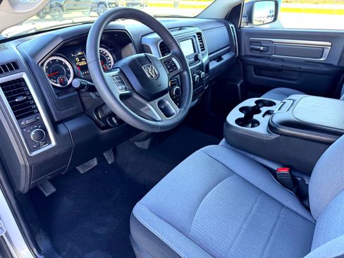 Used 2024 RAM 1500 Classic SLT image 10