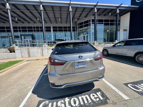 Used 2020 Lexus RX 450h AWD w/ Premium Package image 10