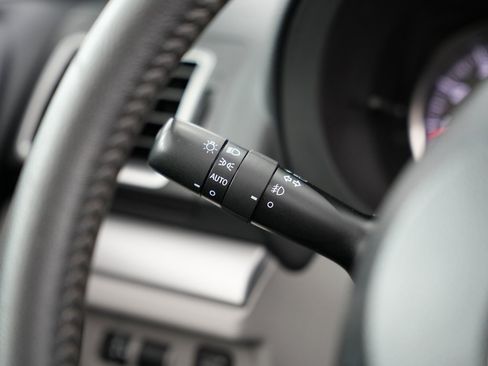 Used 2016 Subaru Forester 2.5i Limited image 14