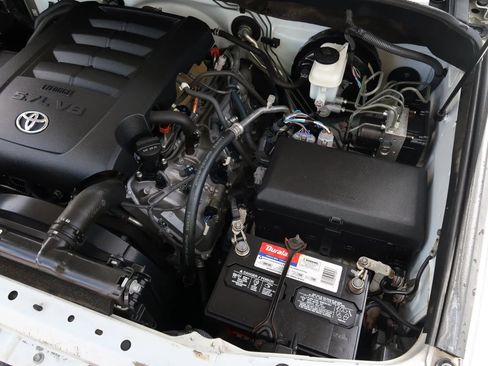 Used 2012 Toyota Tundra 4x4 CrewMax w/ TRD Rock Warrior Pkg image 31