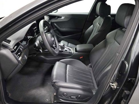 Used 2023 Audi A4 2.0T Premium w/ Convenience Package image 5