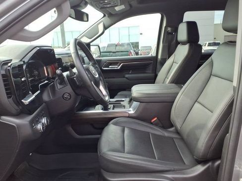 Used 2024 GMC Sierra 1500 SLT w/ SLT Premium Plus Package AWD/4WD image 25