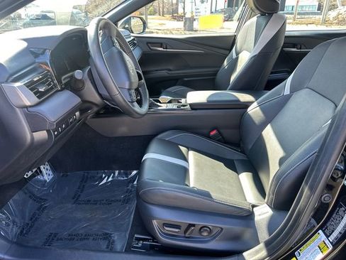 Certified 2025 Toyota Camry SE FWD image 30