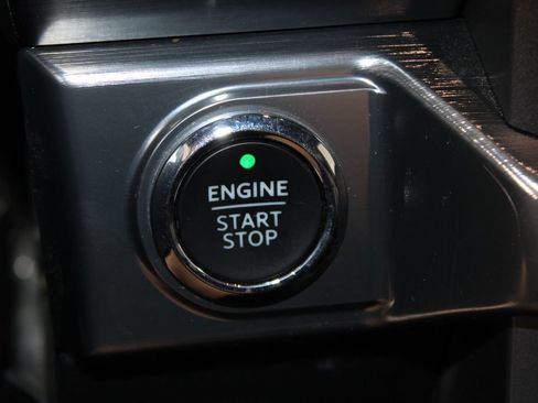 Used 2021 Ford F150 Lariat AWD/4WD image 44