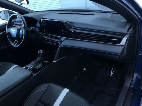 Certified 2025 Toyota Camry SE image 24