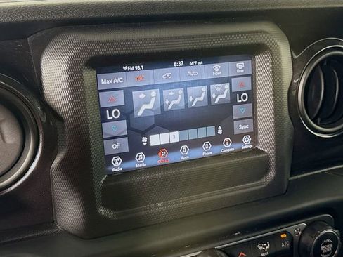 Used 2020 Jeep Wrangler Unlimited Sport AWD/4WD image 17
