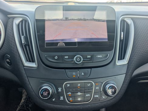 Used 2023 Chevrolet Malibu LT image 25