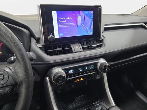 Certified 2025 Toyota RAV4 XLE AWD/4WD image 17