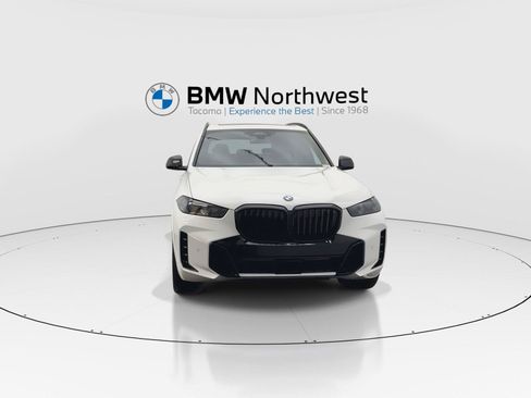 New 2026 BMW X5 xDrive40i w/ M Sport Package AWD/4WD image 8