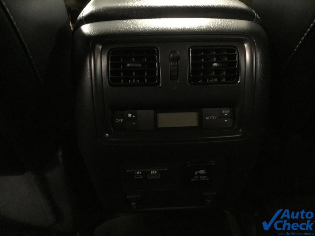 Used 2020 Nissan Pathfinder Platinum AWD/4WD image 27