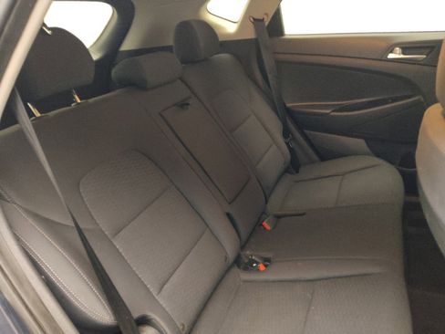 Used 2019 Hyundai Tucson SE image 19