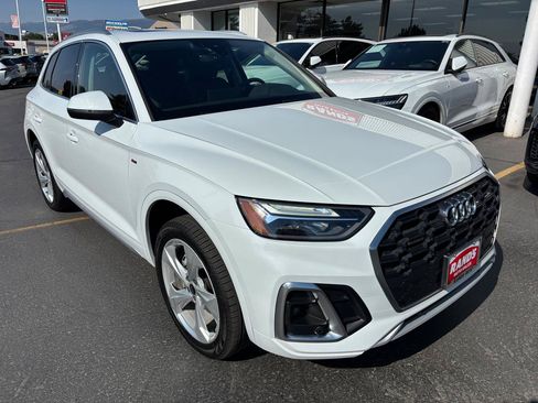 Used 2025 Audi Q5 2.0T Premium Plus w/ Premium Plus Package AWD/4WD image 2