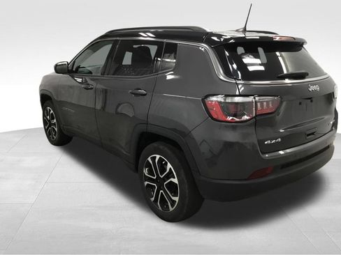 Used 2024 Jeep Compass Limited AWD/4WD image 34