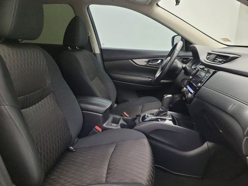 Used 2018 Nissan Rogue SV FWD image 21