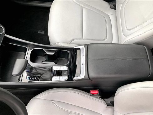 Certified 2025 Hyundai Santa Cruz SEL image 15