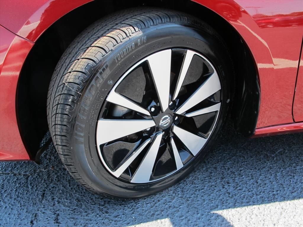 Used 2022 Nissan Altima 2.5 SV FWD image 18