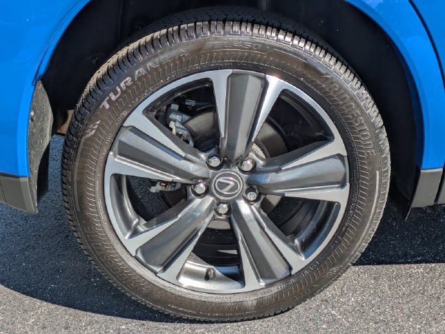 Used 2025 Lexus UX 300h FWD w/ Cold Area Package image 8