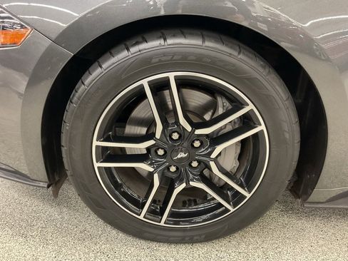 Used 2020 Ford Mustang GT image 8