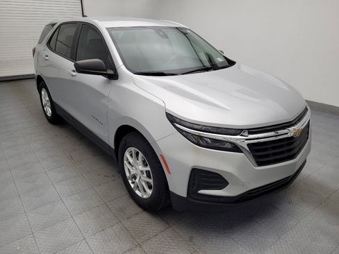 Used 2022 Chevrolet Equinox LS image 13