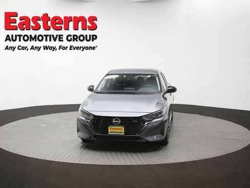 Used 2025 Nissan Sentra SR FWD image 52