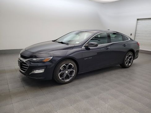 Used 2023 Chevrolet Malibu LT FWD image 2
