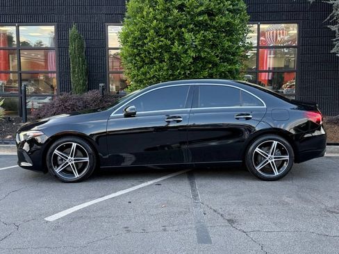 Used 2019 Mercedes-Benz A 220 image 9