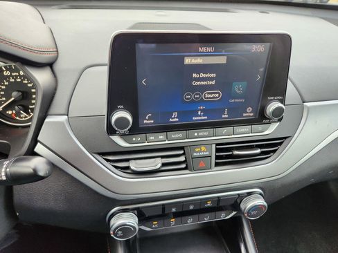 Used 2023 Nissan Altima 2.5 SR image 8