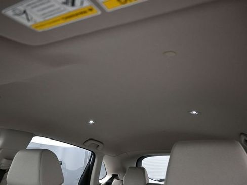 Used 2024 Honda HR-V LX image 33