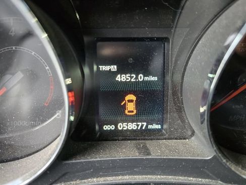 Used 2017 Mitsubishi Outlander Sport LE FWD image 2