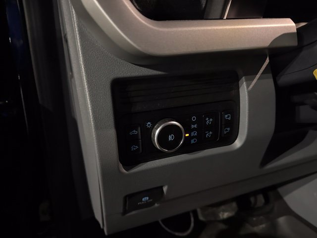 Used 2025 Ford F250 XLT w/ Black Appearance Package AWD/4WD image 10