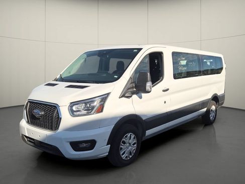 Used 2023 Ford Transit 350 XLT RWD image 3